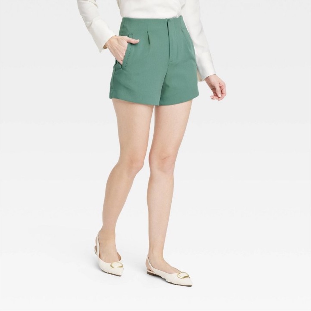 A New Day High-Rise Tailored Shorts-Green size 12